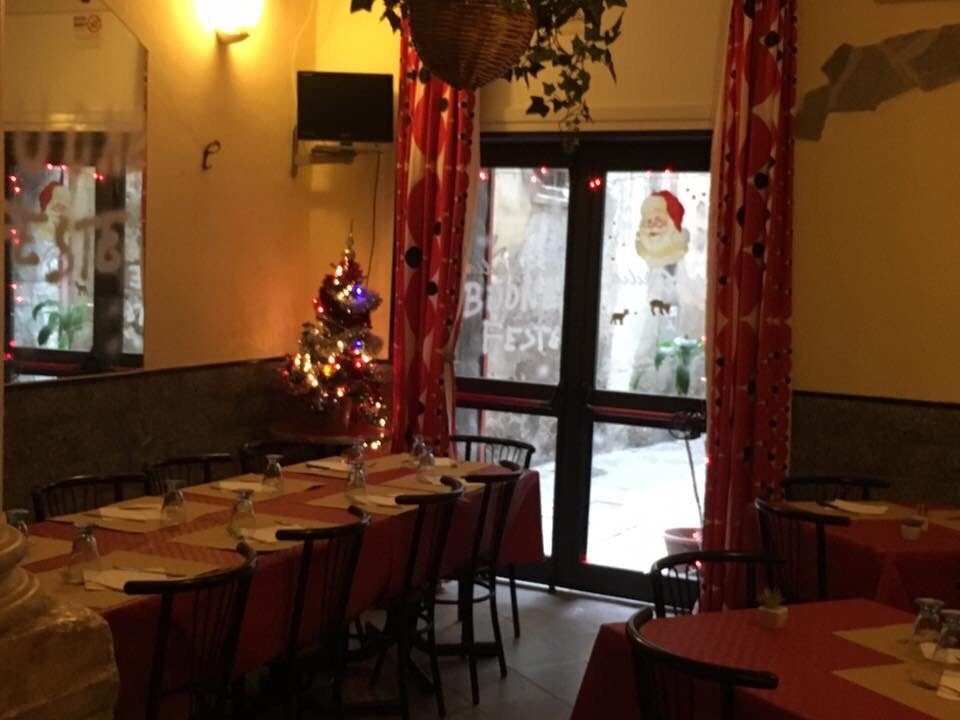 La sala della trattoria
